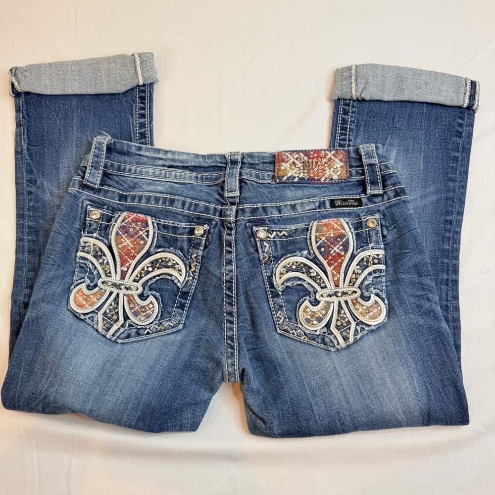 Miss Me Signature Boot Fleur‎ De Lis Plaid Inlay Rhinestone Jeans JE8462BL 28